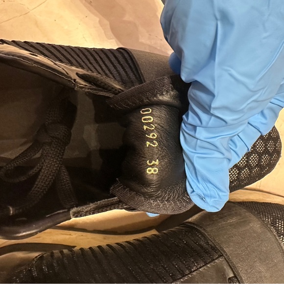 Balenciaga Sneaker Size 38 - Picture 3 of 7